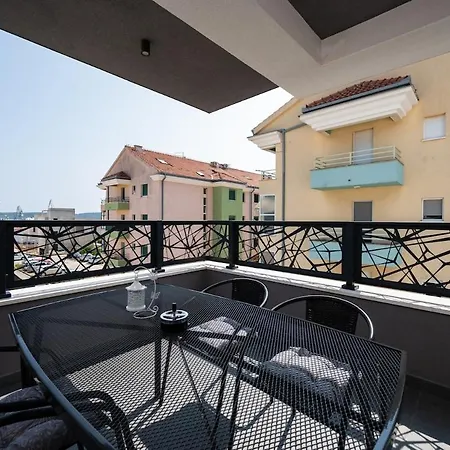 Apartman Colorsvibe Trogir